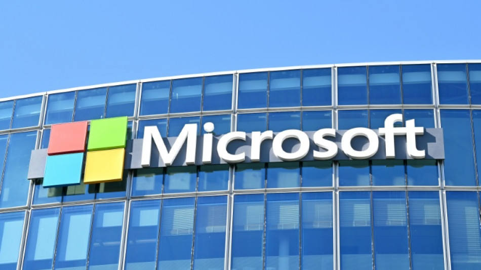 Microsoft continue sur sa lanc&eacute;e au 3e trimestre, dop&eacute; par le "cloud" et l'IA