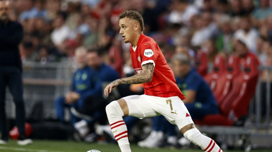 Napoli contrata atacante holandês Noa Lang