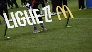 Manifesta&ccedil;&otilde;es previstas na Fran&ccedil;a for&ccedil;am adiamento de PSG-Lyon