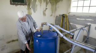 PFAS dans l'eau du robinet: depuis un an, collectivit&eacute;s et habitants s'adaptent