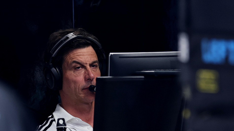 F1: Mercedes svela livrea per 2026, piu' stretta e linea verde