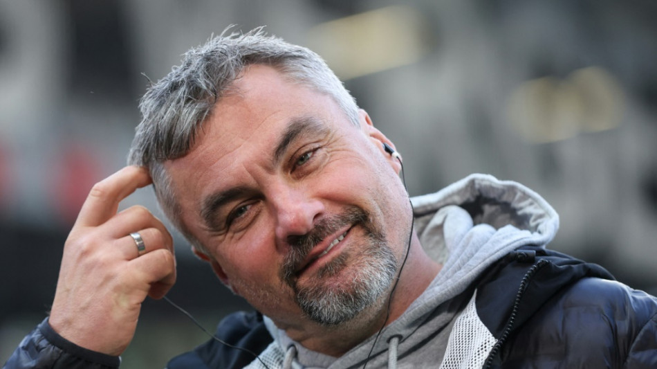 Erleichterung auf S04: "Ma&szlig;st&auml;be im Abstiegskampf gesetzt"