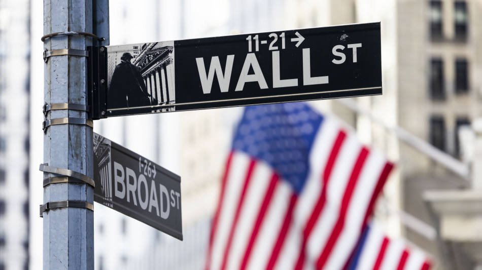 Wall Street accelera su parole Trump su Groenlandia, Dj +1,05%