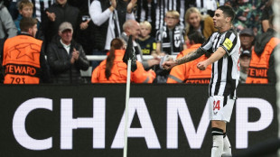 PSG naufraga en Newcastle, City y Bar&ccedil;a viento en popa hacia octavos