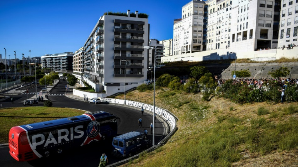 High-flying PSG make green gesture and take bus to Reims