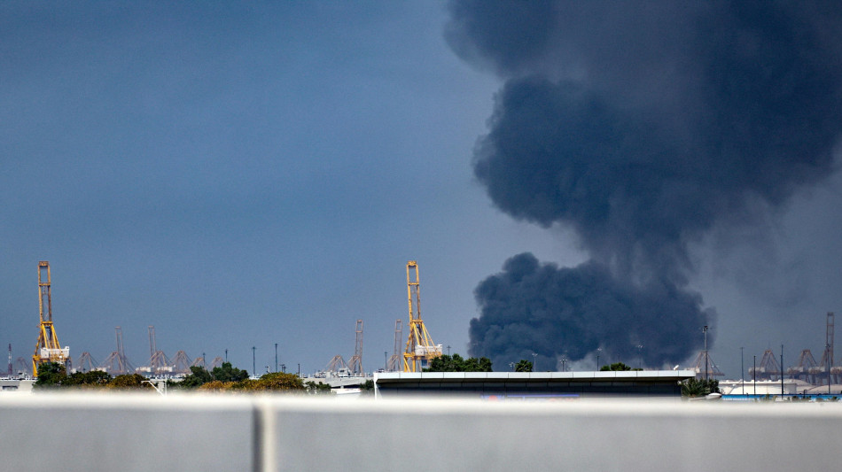 Una persona uccisa a Dubai dai detriti di un'intercettazione aerea