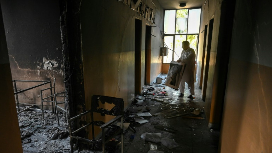 Paquist&atilde;o mobiliza ex&eacute;rcito para conter protestos ap&oacute;s deten&ccedil;&atilde;o de ex-primeiro-ministro