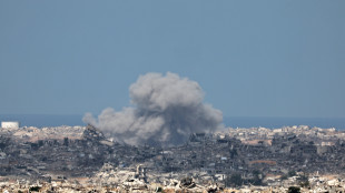 Media, 'almeno 62 uccisi nella Striscia, 52 a Gaza City'