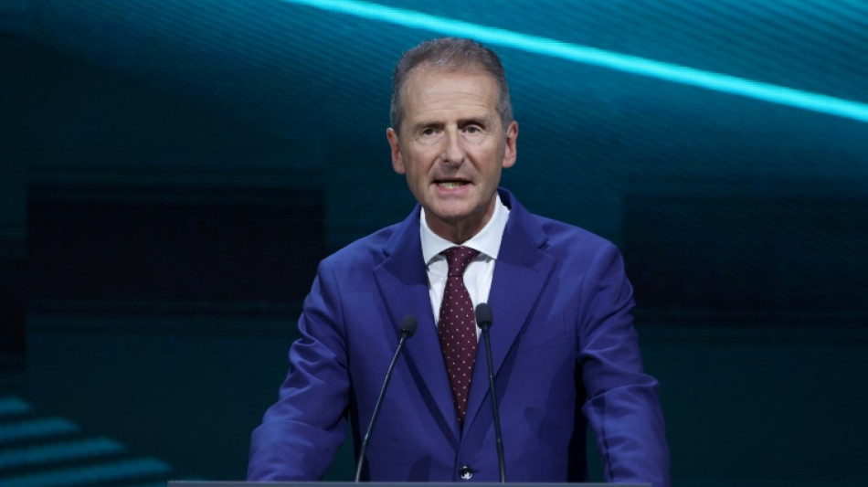 Kurs von VW sinkt nach Rücktrittsankündigung von Diess