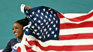 La marcha habla espa&ntilde;ol en una jornada en la que Biles reconquista el trono