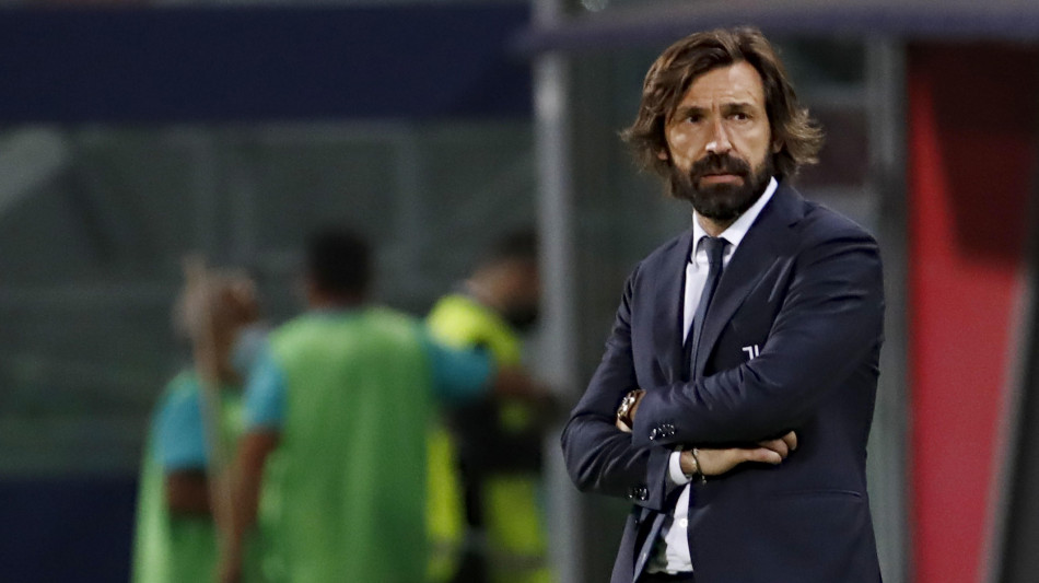 Calcio: Pirlo vola a Dubai, allenerà lo United FC