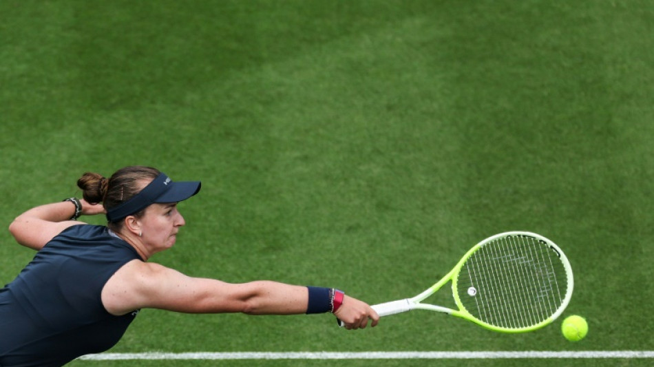 Atual campe&atilde;, Krejcikova sofre les&atilde;o &agrave;s v&eacute;speras do torneio de Wimbledon