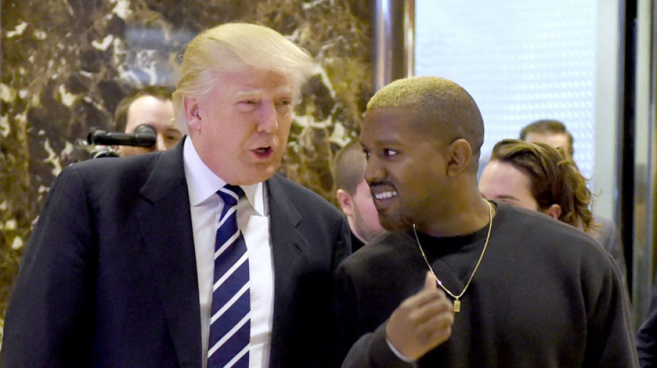 Fuertes cr&iacute;ticas a Trump por haber cenado con Kanye West y un supremacista blanco
