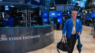 Wall Street fecha em alta &agrave; espera da infla&ccedil;&atilde;o e com recorde do Nasdaq