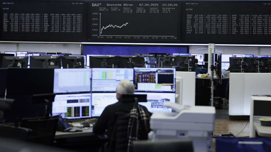 Borsa: l'Europa chiude in rialzo e brinda ai dazi bocciati