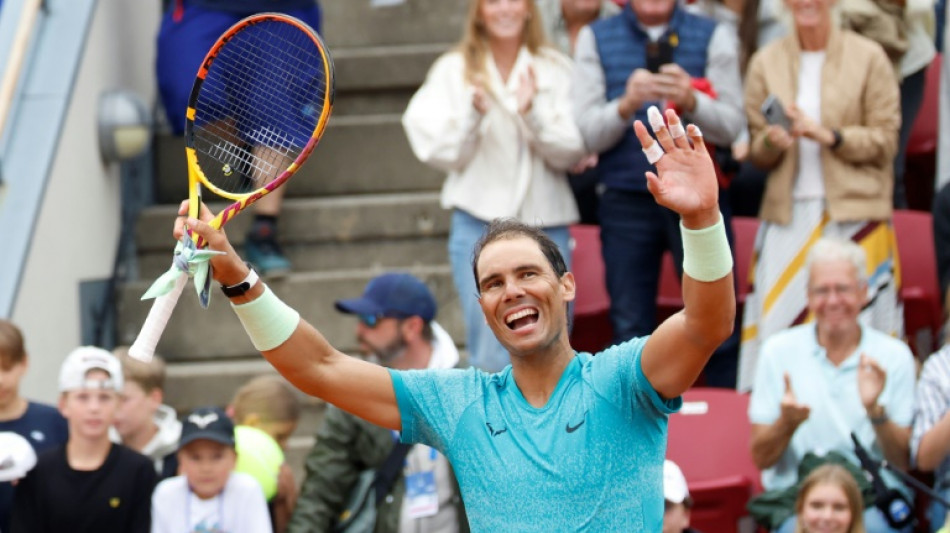 Nadal retorna ao circuito de simples com vit&oacute;ria na 1&ordf; rodada do ATP 250 de Bastad