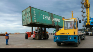 Handelsroute zwischen EU und China: Kasachstan baggert Kaspisches Meer aus