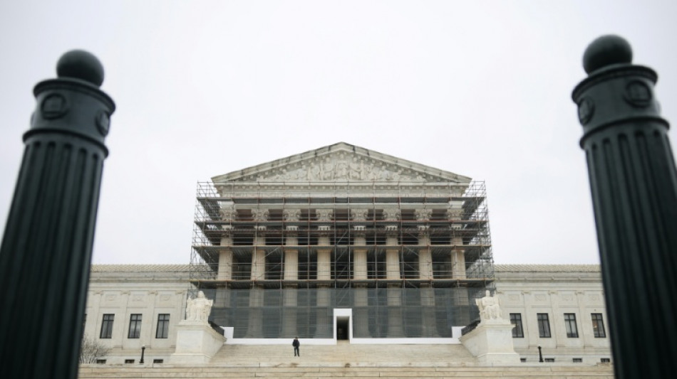 Governo dos EUA pede &agrave; Suprema Corte que permita proibi&ccedil;&atilde;o de militares trans