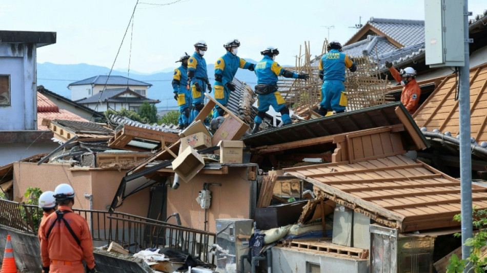 Japan quake toll hits 28 as survivors struggle in heat