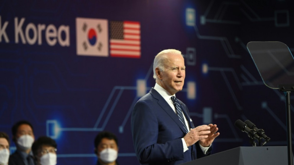 Biden y Yoon quieren reforzar su cooperaci&oacute;n militar ante "amenaza" de Corea del Norte