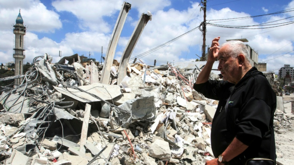Liban: &agrave; Nabatiy&eacute;, les habitants d&eacute;couvrent leurs commerces et maisons en ruines