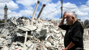 Liban: &agrave; Nabatiy&eacute;, les habitants d&eacute;couvrent leurs commerces et maisons en ruines