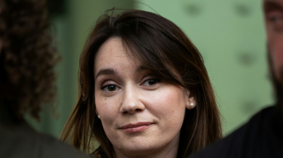 Apr&egrave;s l'arr&ecirc;t&eacute; d'expulsion, le gouvernement g&egrave;le les avoirs de Fedorova, qui d&eacute;nonce "une pression politique"