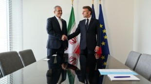 Macron alerta presidente do Ir&atilde; sobre prazo para evitar san&ccedil;&otilde;es nucleares