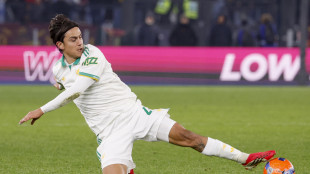 Roma: escluse lesioni per Dybala, solo infiammazione al ginocchio