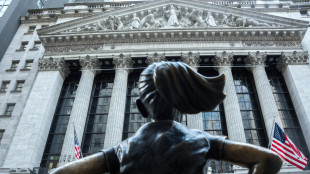 Wall Street apre poco mossa su nuovi record, Dj a +0,08% e Nasdaq a +0,04%