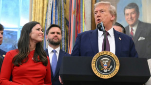 Trump: US-Streitkr&auml;fte schie&szlig;en vor Venezuela auf Boot mit Drogen