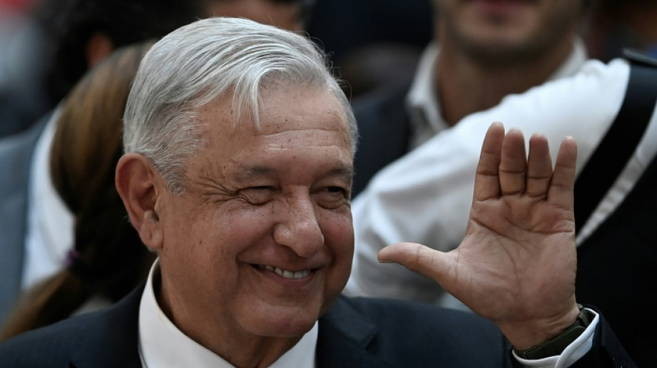 El presidente de M&eacute;xico dice que la relaci&oacute;n con Espa&ntilde;a sigue en "pausa" pese a los acercamientos