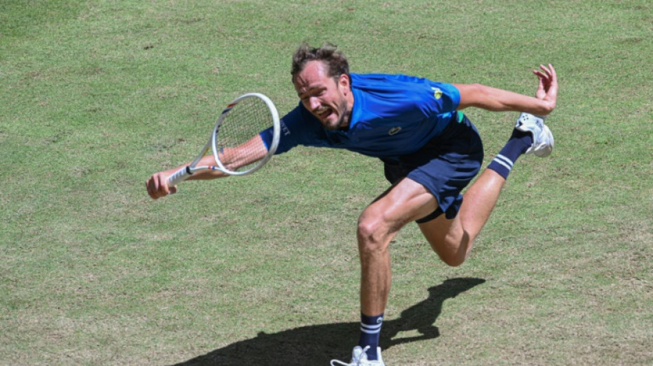 Medvedev dispatches home hope Zverev to meet Bublik in Halle final