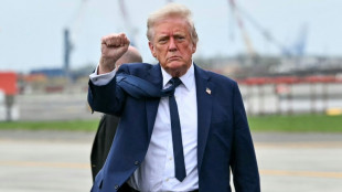 Trump fordert kostenlose Durchfahrt f&uuml;r US-Schiffe durch Panama- und Suez-Kanal