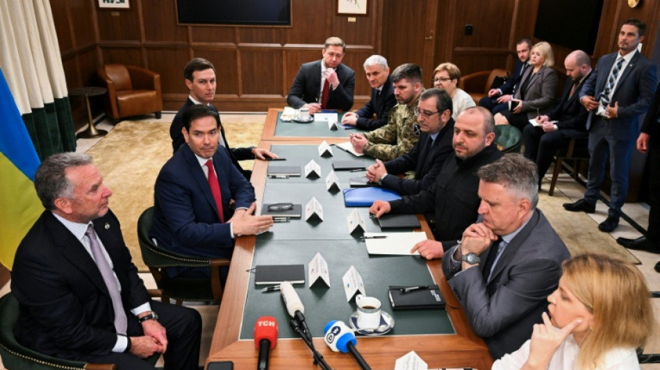 Rubio dice que se requiere "más trabajo" tras negociaciones EEUU-Ucrania en Florida