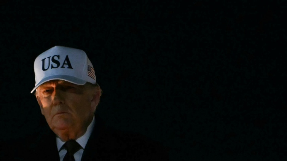 EEUU estar&aacute; "jodido" si la Corte Suprema falla en contra de los aranceles, dice Trump