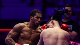 Warren coy over whether Fury-Joshua will be in UK or US