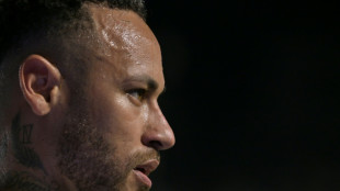 Neymar deseja renovar com Santos, afirma seu pai