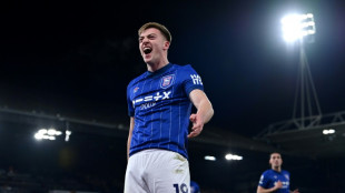 Chelsea e Manchester United perdem pela 19&ordf; rodada da Premier League