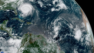 L'ouragan Erin se renforce à l'approche des côtes américaines, qu'il doit longer