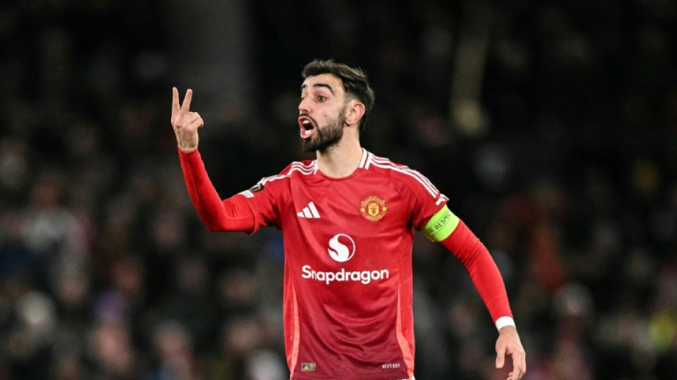 Bruno Fernandes n&atilde;o vai deixar o Manchester United, garante Ruben Amorim