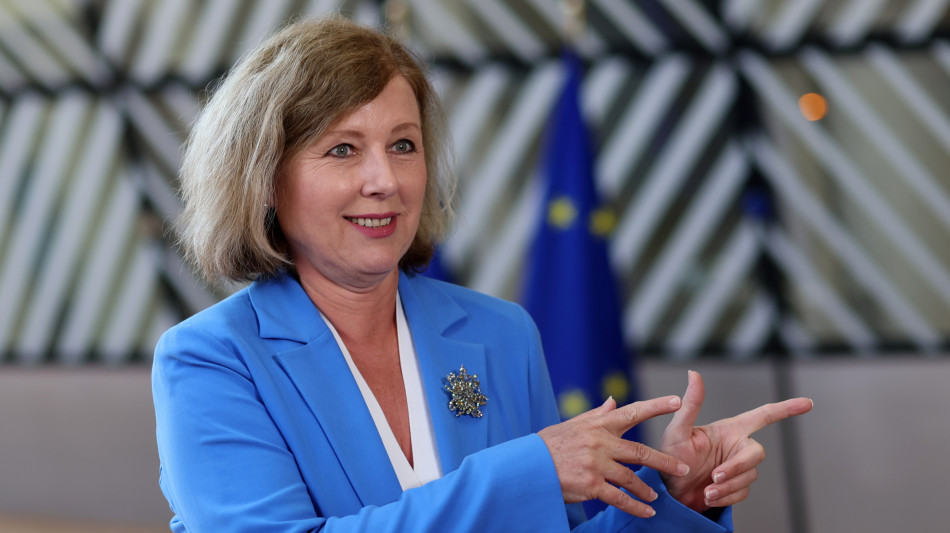 Jourov&aacute;, 'ancora dubbi su Stato di diritto in Ungheria'