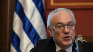 Uruguay modifica un convenio con Cuba y pagar&aacute; directo a los m&eacute;dicos que trabajan en el pa&iacute;s