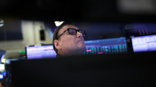 Wall Street quasi-stable apr&egrave;s une hausse inattendue des prix &agrave; la production