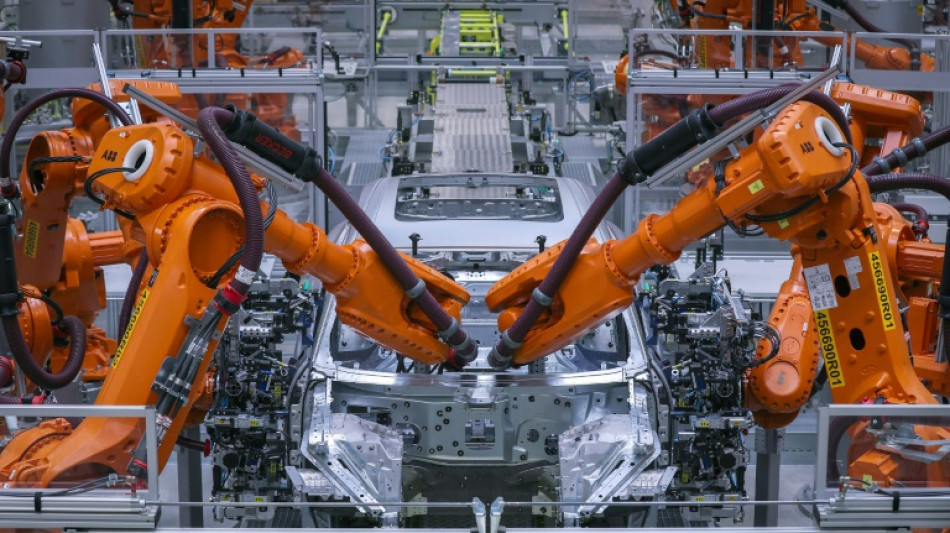 EY: Zahl der Besch&auml;ftigten deutscher Industrieunternehmen geht weiter zur&uuml;ck