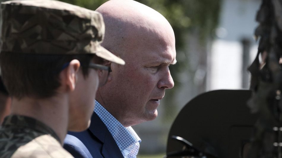 Ambasciatore Usa alla Nato, 'possibile Zelensky in Alaska'