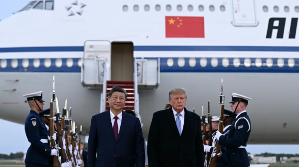 Xi pede a Trump uma rela&ccedil;&atilde;o 'sem conflito' em visita aos EUA marcada por pompa