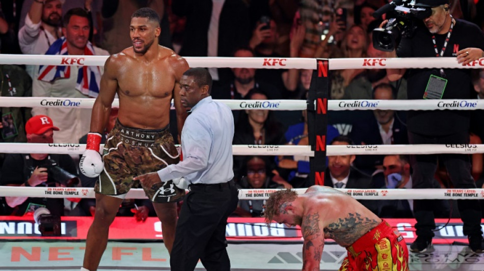 Joshua knocks out Paul to win Netflix boxing bout