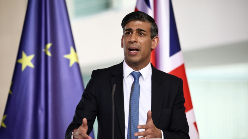 Relat&oacute;rio denuncia condi&ccedil;&otilde;es de deten&ccedil;&atilde;o de imigrantes no Reino Unido