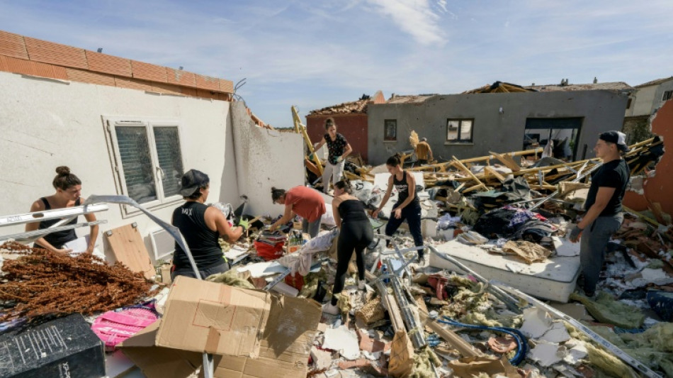 Le village de Pomas panse ses plaies apr&egrave;s la tornade d&eacute;vastatrice